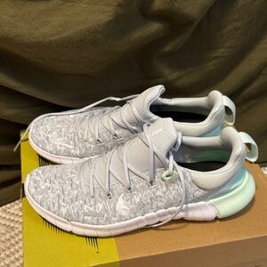 Nike Light Gray and Mint Sneakers